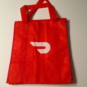 New Doordash Insulated‎ Food Bag Delivery Takeout Red Tote Zip 15x13x9.5” (A5)